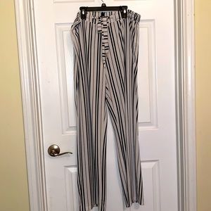 Ellen Tracy black and White Dress pants, Size L